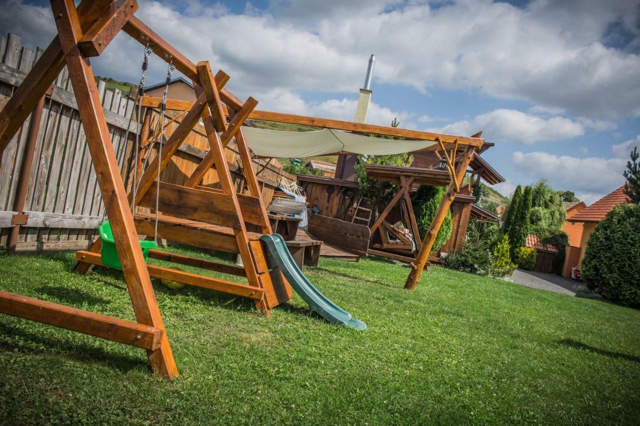 Privat Milan Hotel Hrabusice Exterior photo